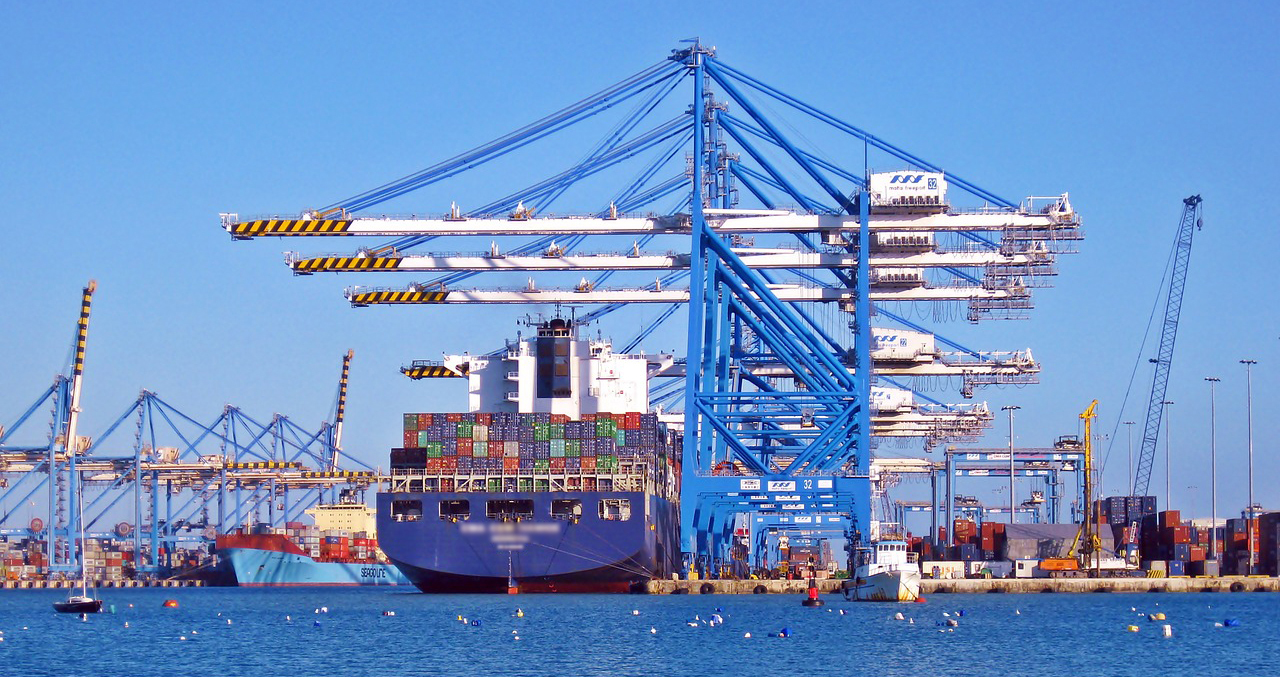 dock-1277744_1280-1